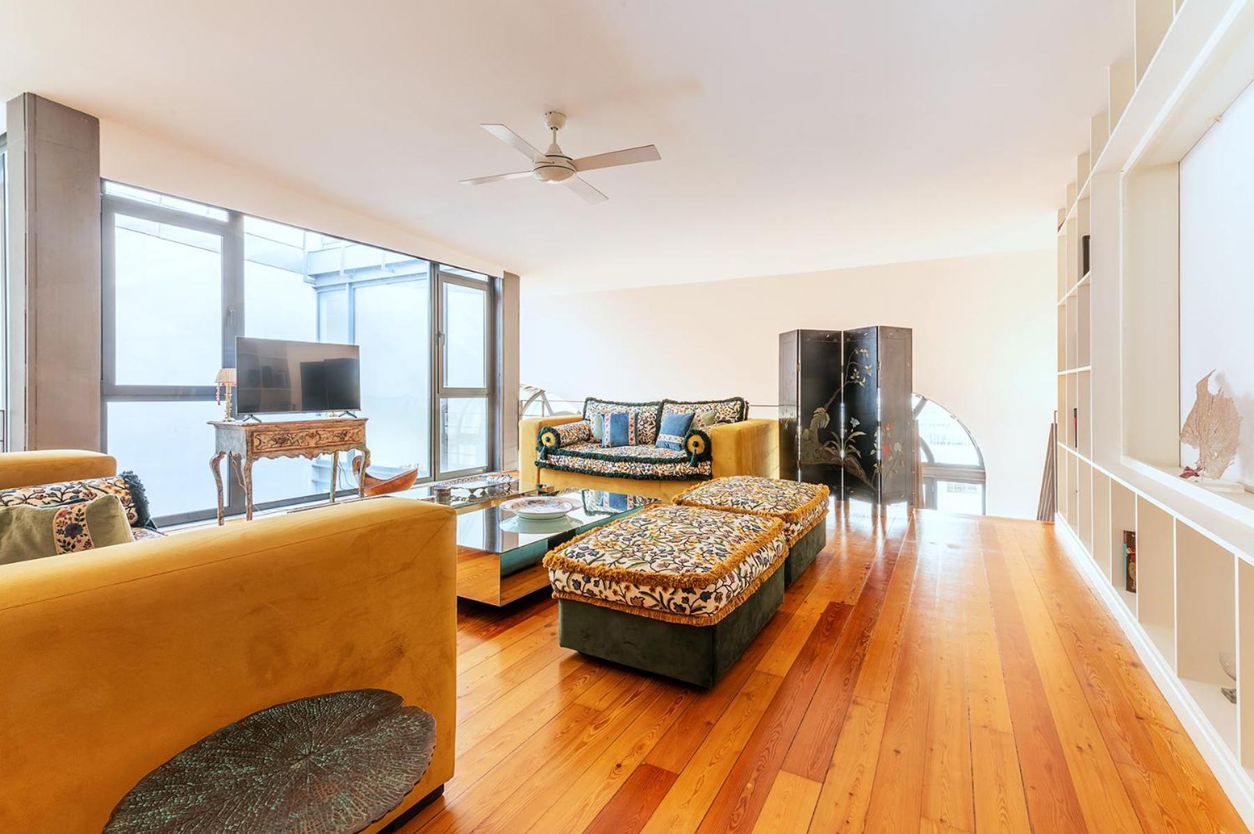 Luxurious Loft - River View Apartamento