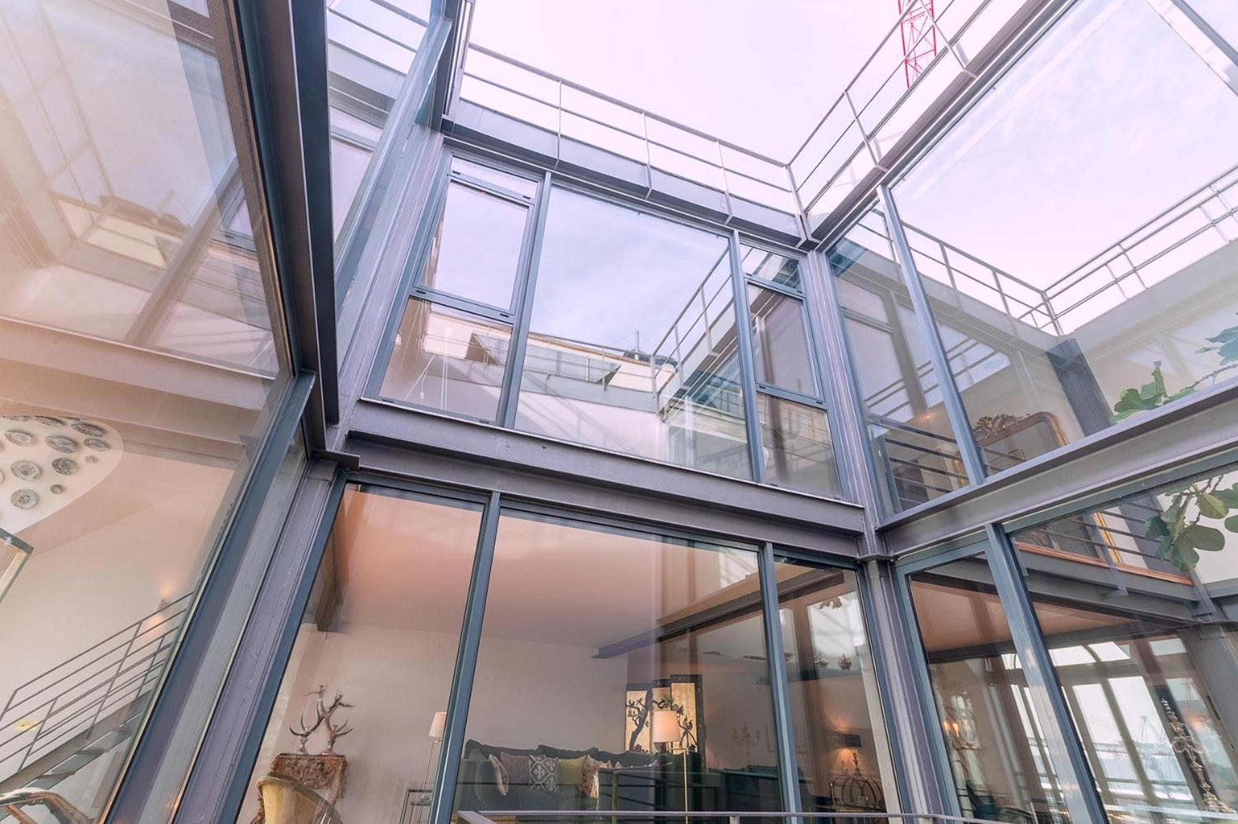 Luxurious Loft - River View